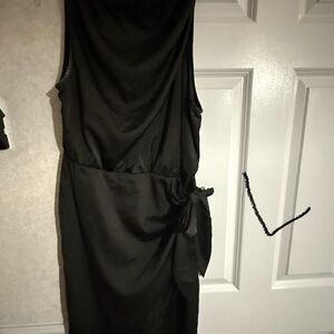 Elegant Black Sleeveless Dress
